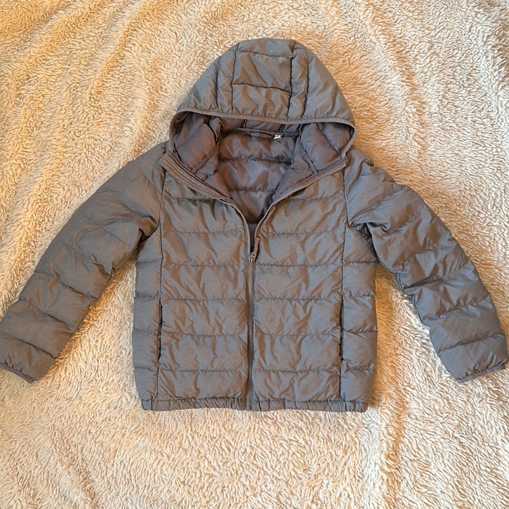 Euc Uniqlo Boys Lightweight Gray Puffer Hooded Jacket Size11-12